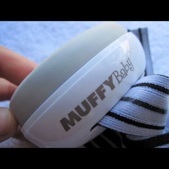 Alpine Muffy Baby Hearing Protection Adjustable Stay Put Silicone Straps - Picture 3 of 13